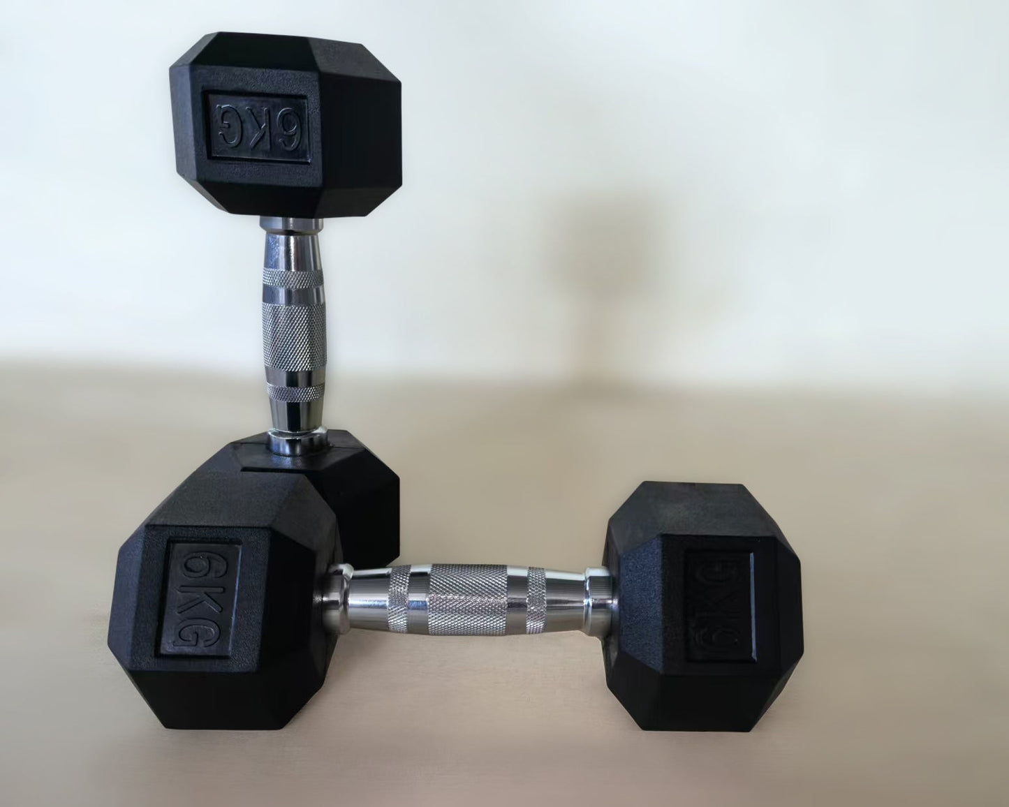 Set Weights: Hex rubberized weights in pairs, 1-10kg
